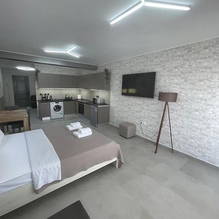 Avr Airport Deluxe Suites 6 Markópoulon Zewnętrze zdjęcie