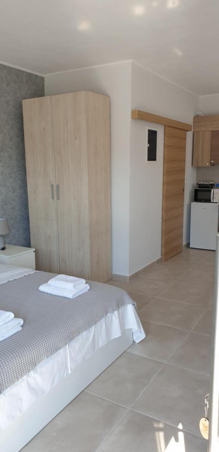 Avr Airport Deluxe Suites 6 Markópoulon Zewnętrze zdjęcie